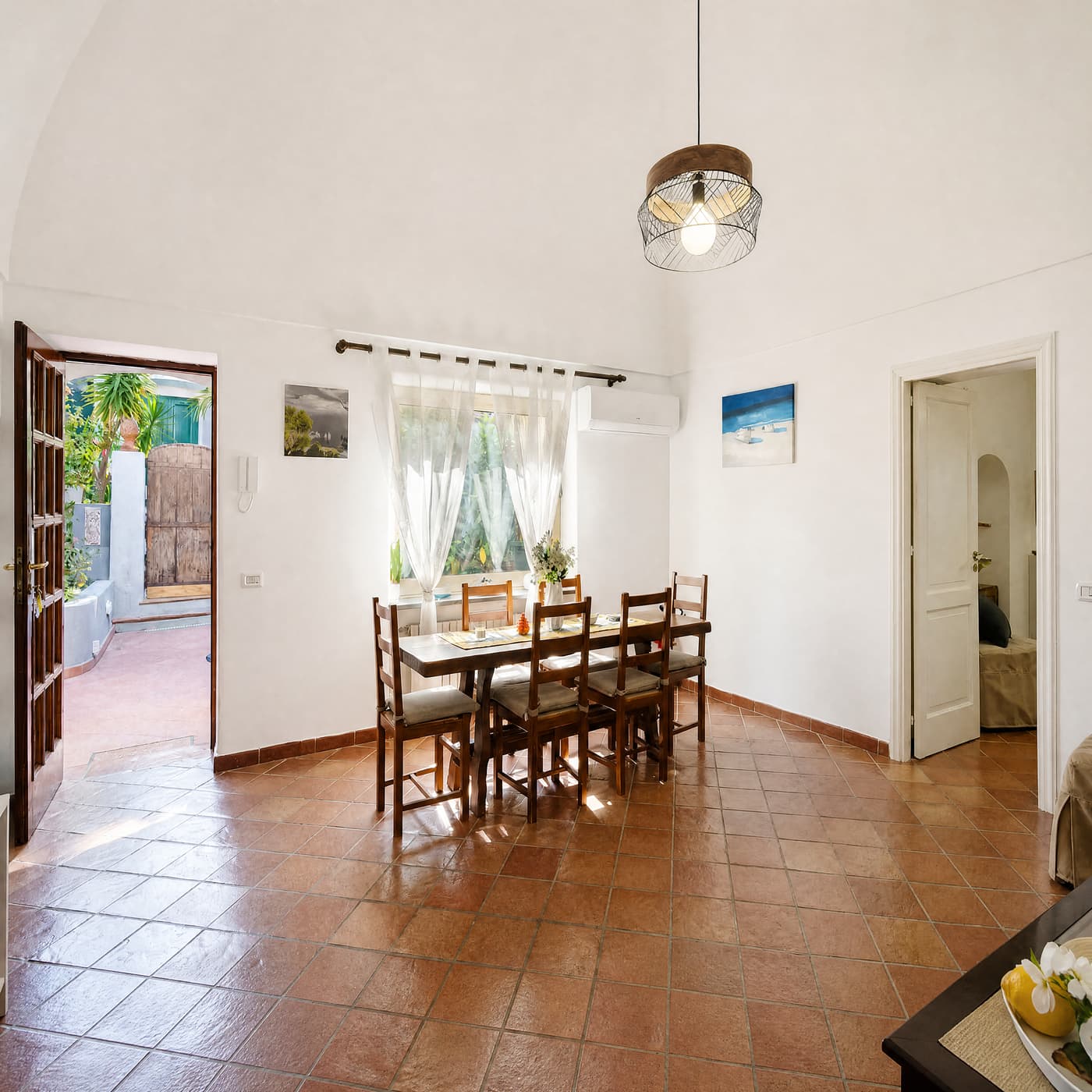 La Perla House